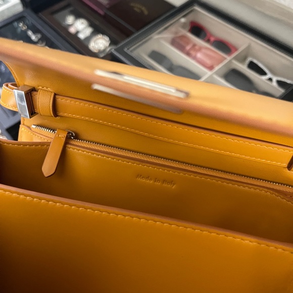 CELINE Medium Classic Bag In Box Calfskin - Yellow 🧡 DEADSTOCK! - Picture 4 of 8